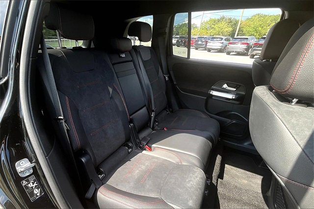 New 2024 Mercedes-Benz GLB 250 image 11