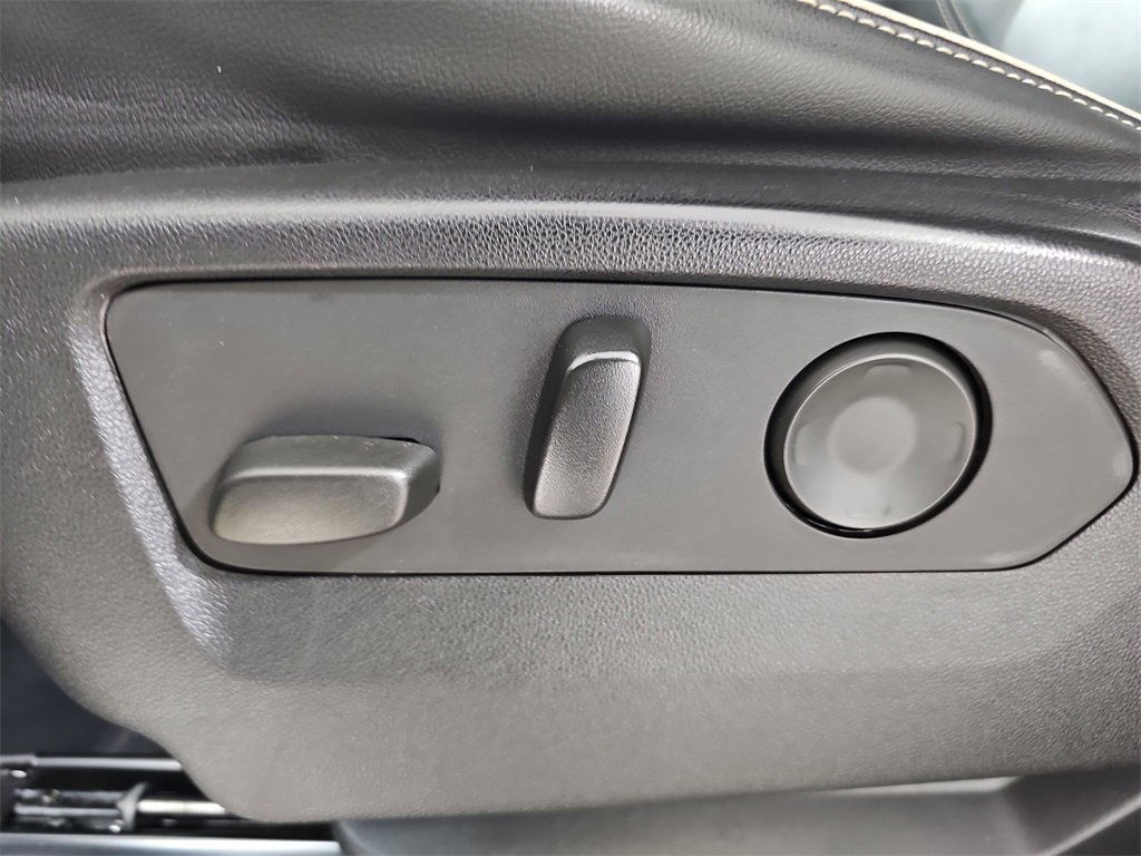 Used 2021 Chevrolet Tahoe Premier image 33