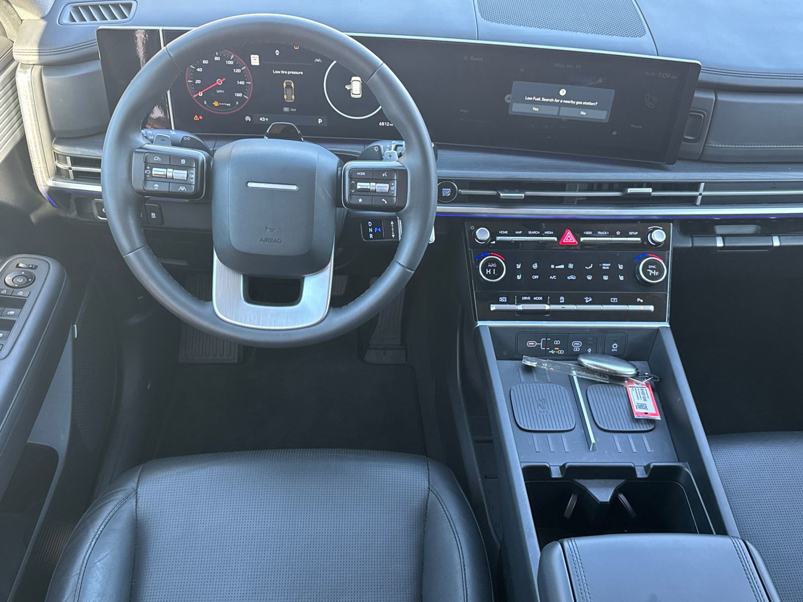 Used 2024 Hyundai Santa Fe Limited image 23