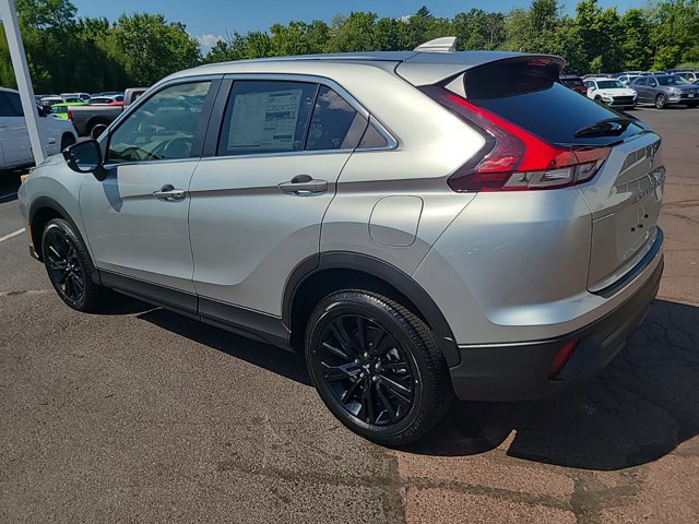 New 2024 Mitsubishi Eclipse Cross LE AWD/4WD image 5