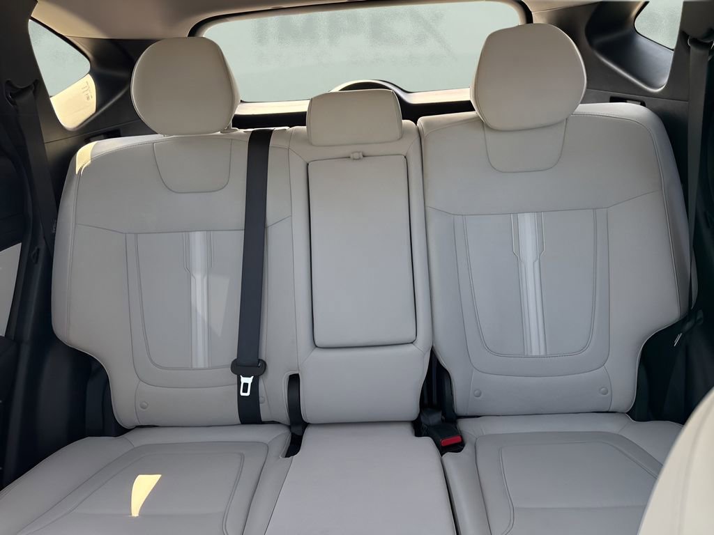 Used 2025 Hyundai Tucson SEL image 11