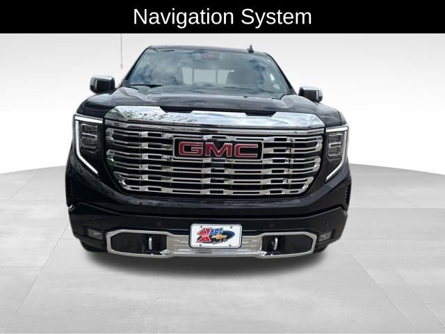 Used 2024 GMC Sierra 1500 Denali w/ Technology Package AWD/4WD image 2