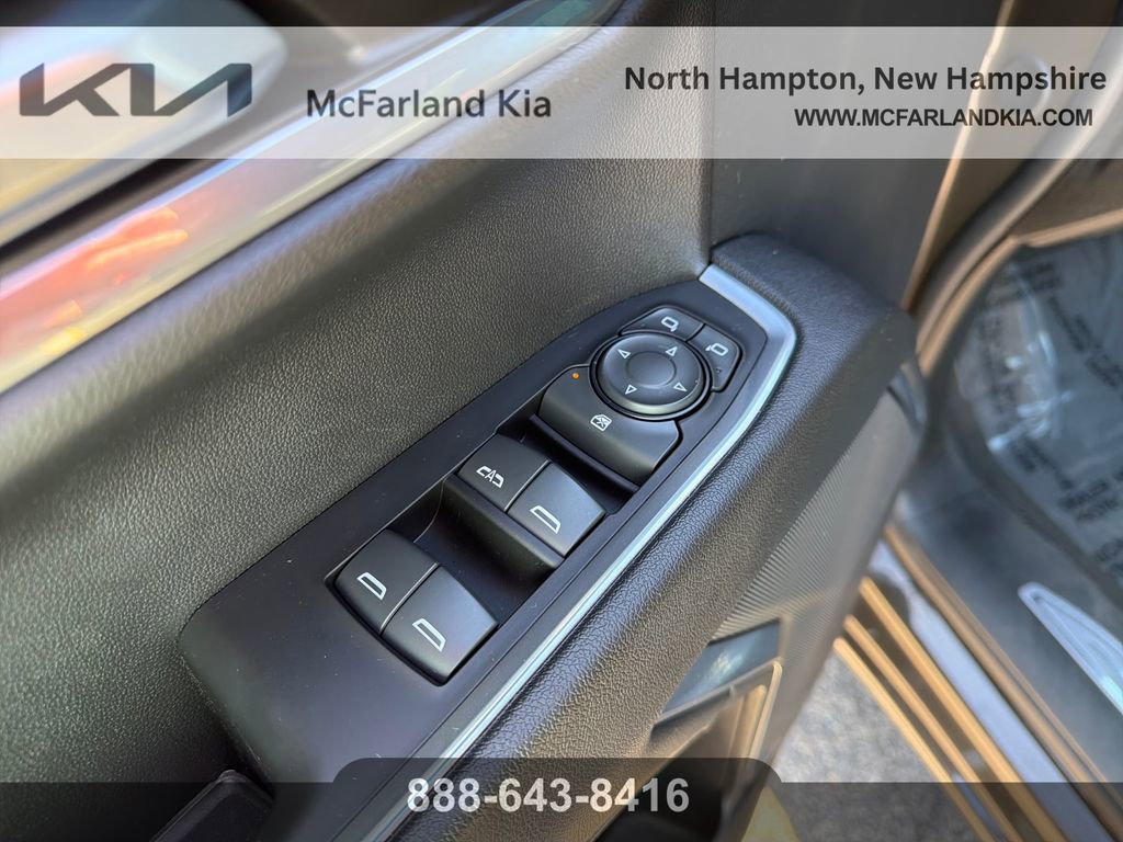 Used 2024 GMC Sierra 1500 Elevation AWD/4WD image 12