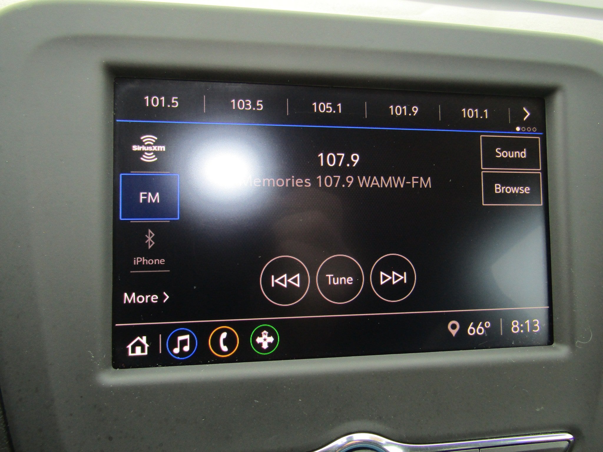 Used 2024 Chevrolet Equinox LT AWD/4WD image 25