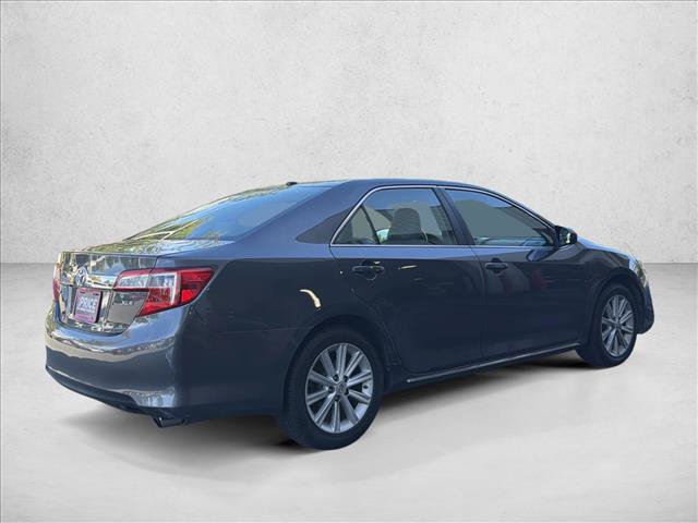 Used 2012 Toyota Camry XLE w/ Leather Pkg FWD image 5