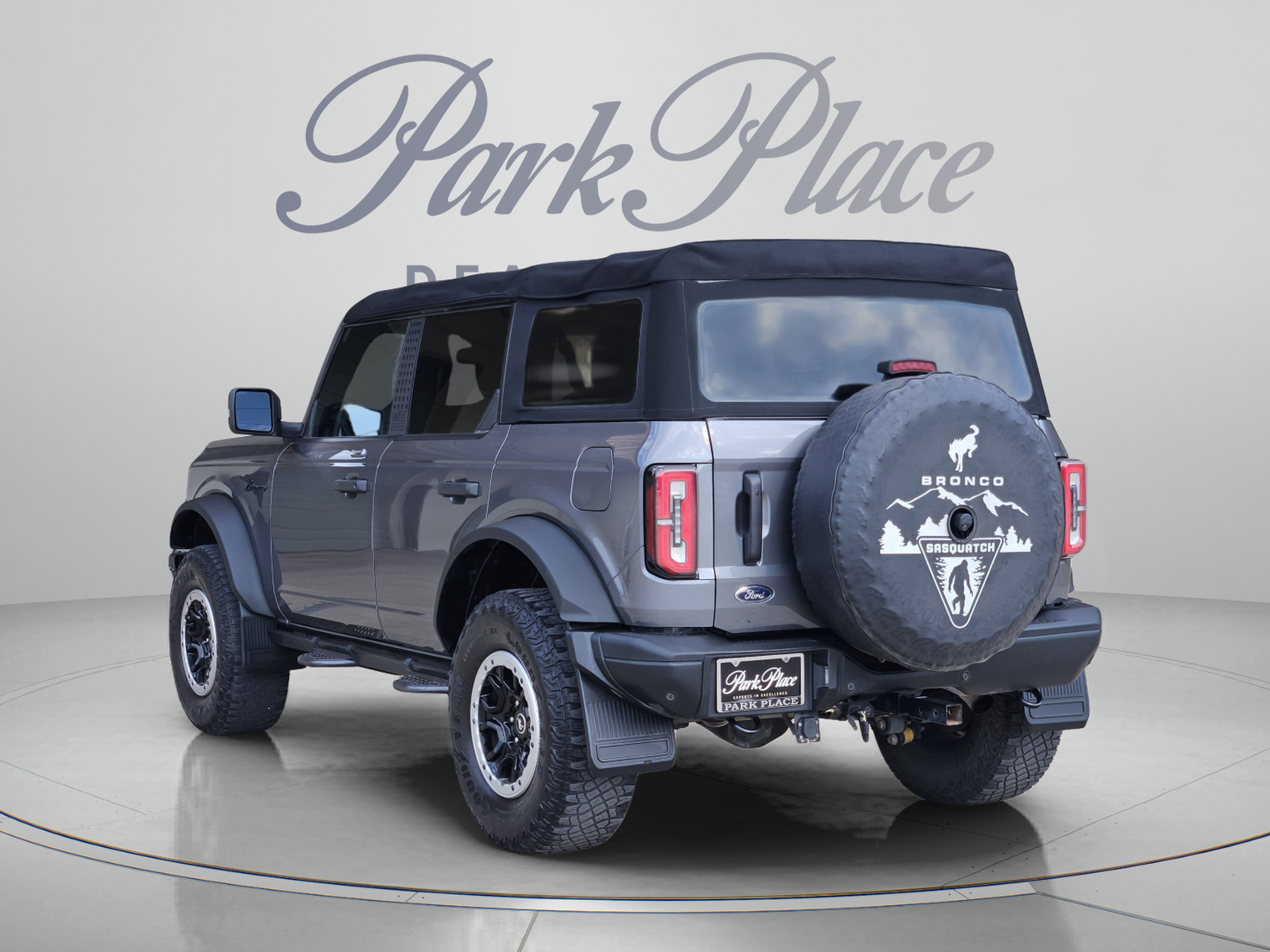 Used 2022 Ford Bronco Badlands AWD/4WD image 3