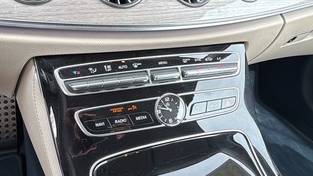 Used 2018 Mercedes-Benz E 400 4MATIC Cabriolet image 29