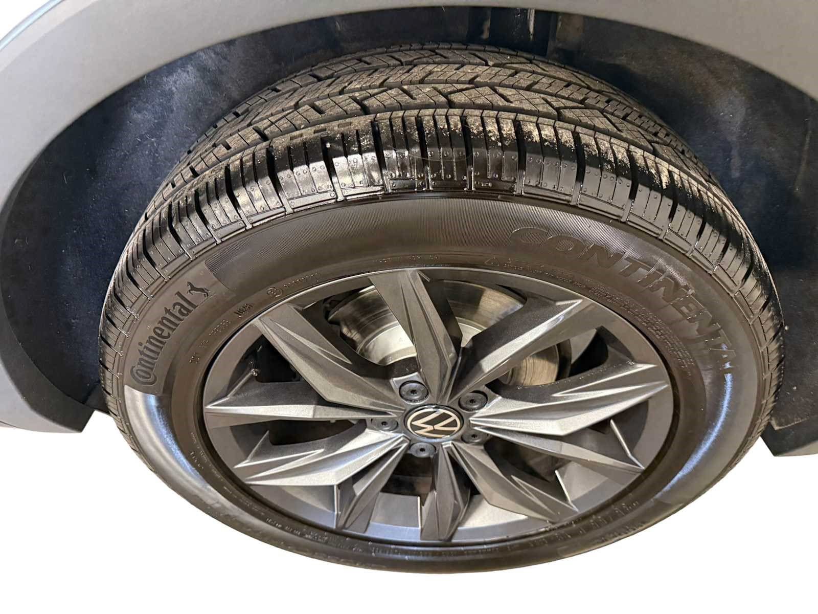 Certified 2023 Volkswagen Tiguan SE FWD image 9