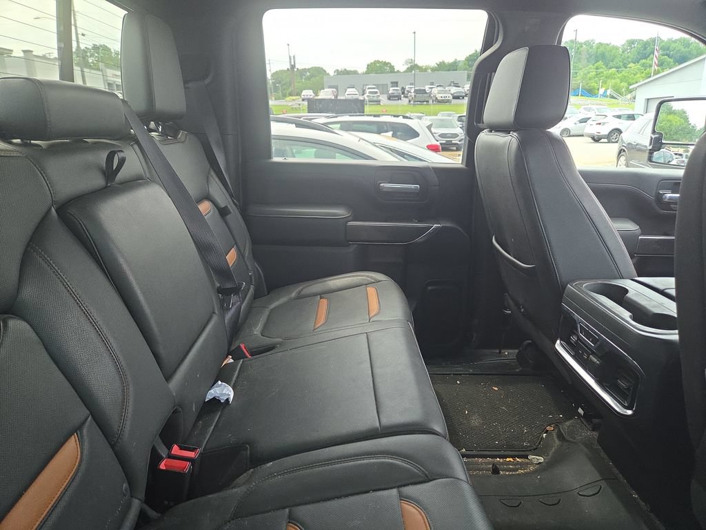 Used 2021 GMC Sierra 2500 AT4 w/ AT4 Premium Plus Package AWD/4WD image 11