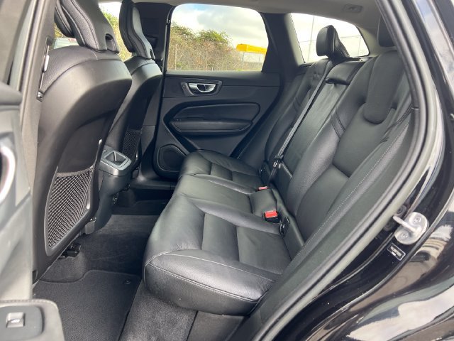 Used 2023 Volvo XC60 B5 Plus AWD/4WD image 14