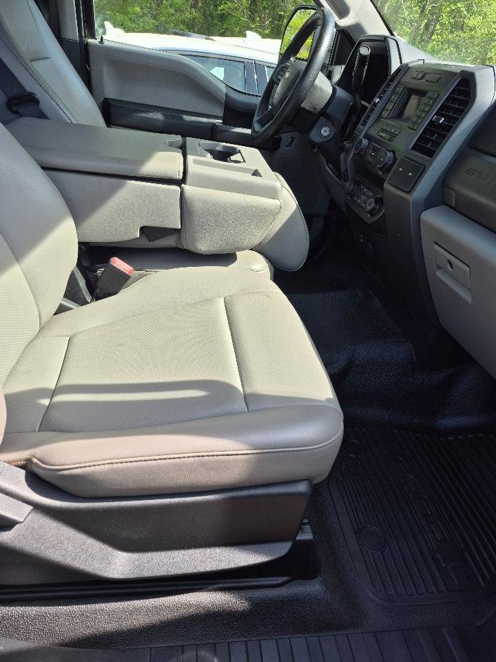 Used 2020 Ford F250 XL w/ Power Equipment Group RWD image 13