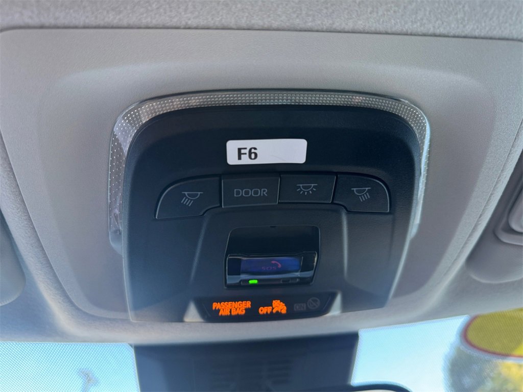 Used 2025 Toyota Corolla LE image 25