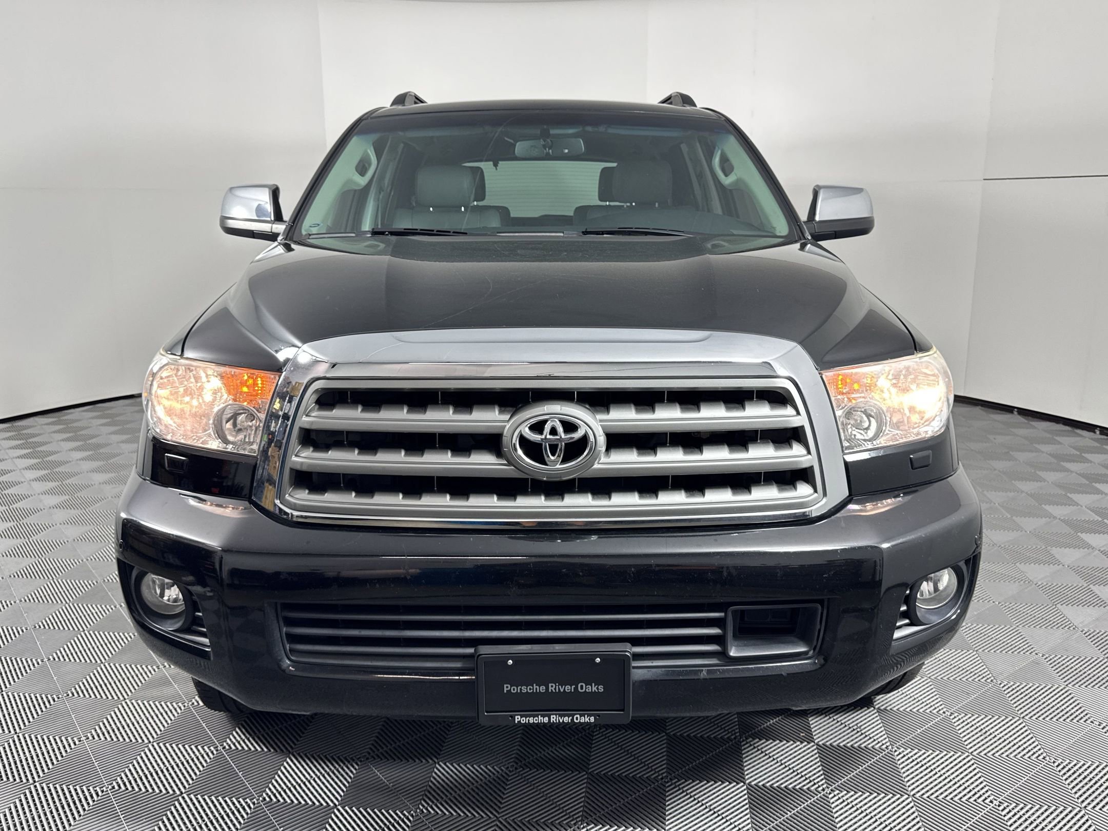 Used 2016 Toyota Sequoia Platinum image 5