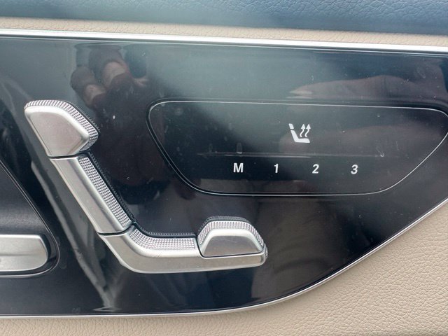 Used 2023 Mercedes-Benz C 300 4MATIC Sedan image 9