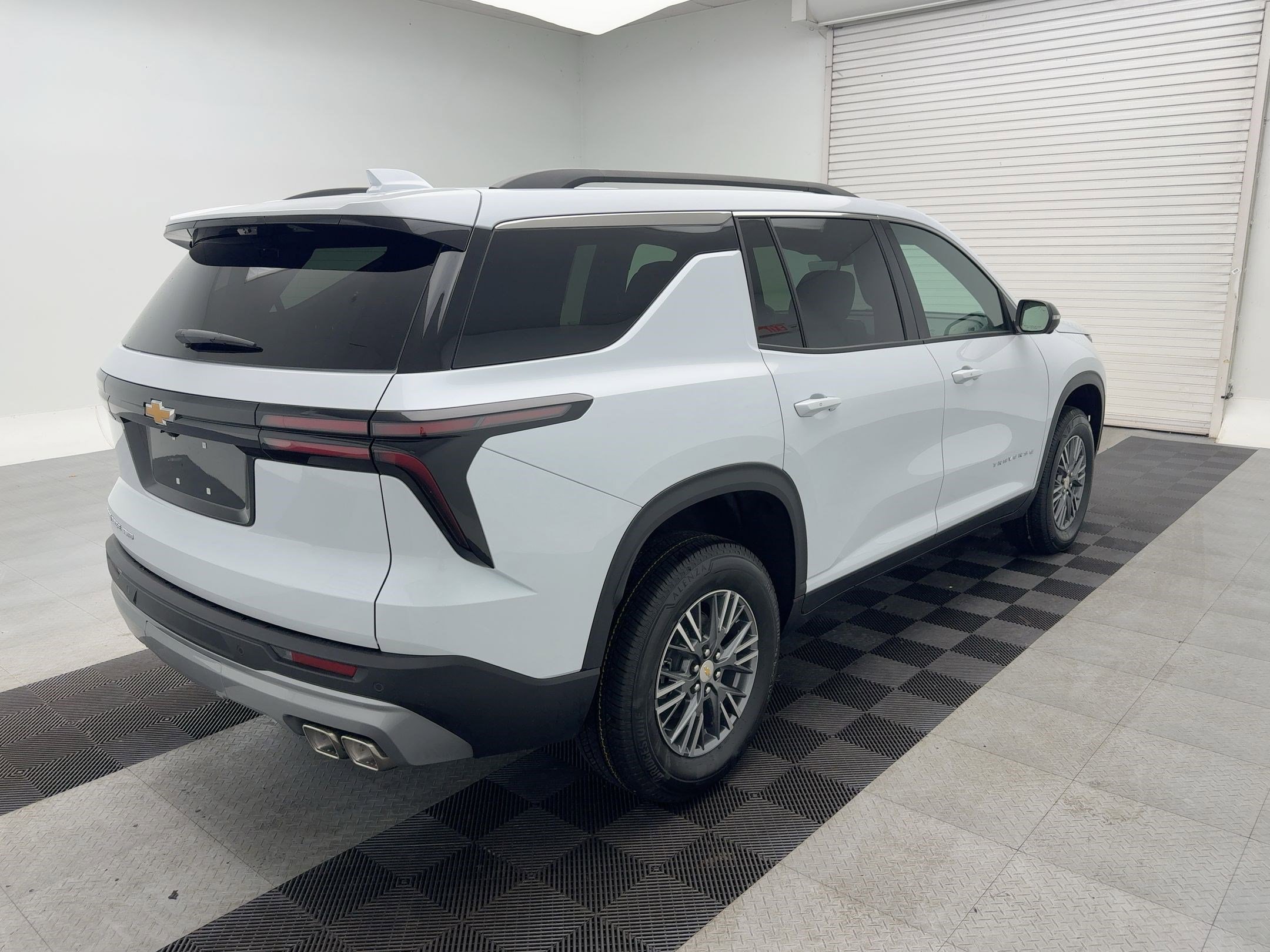 New 2026 Chevrolet Traverse LT w/ Driver Confidence Package image 9