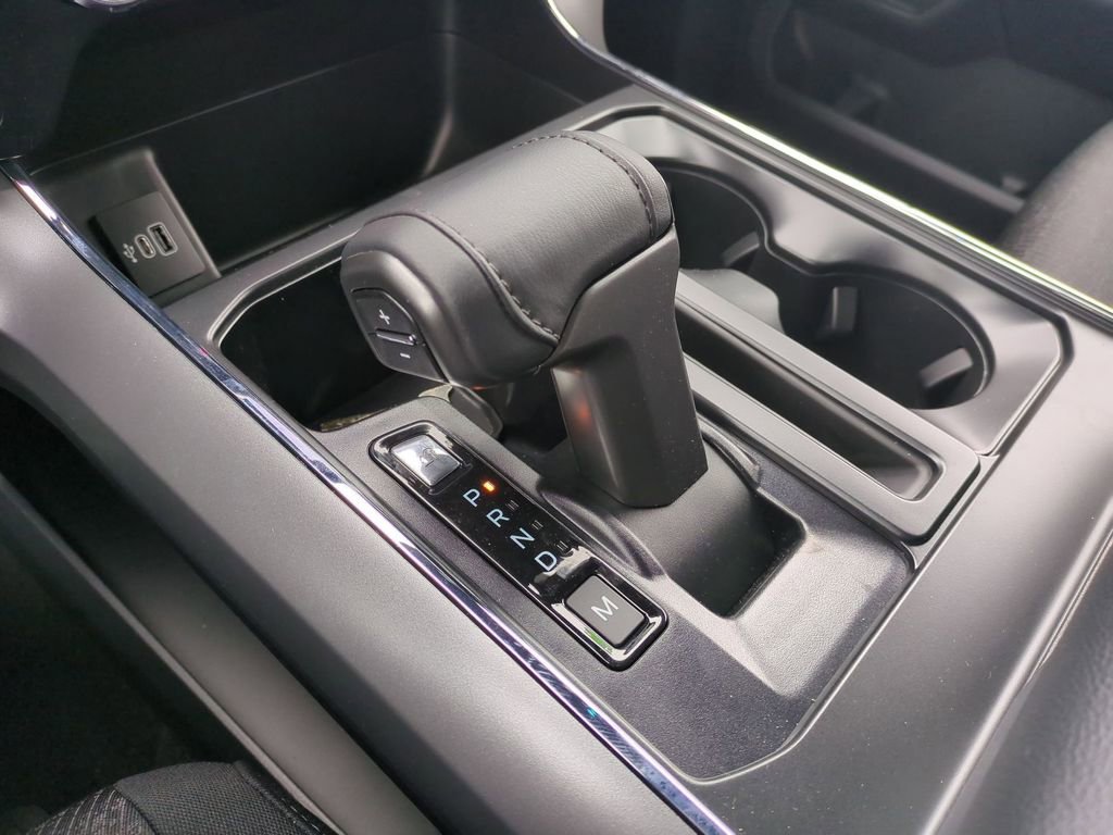 New 2026 Ford F150 XLT w/ Equipment Group 302A MID image 12