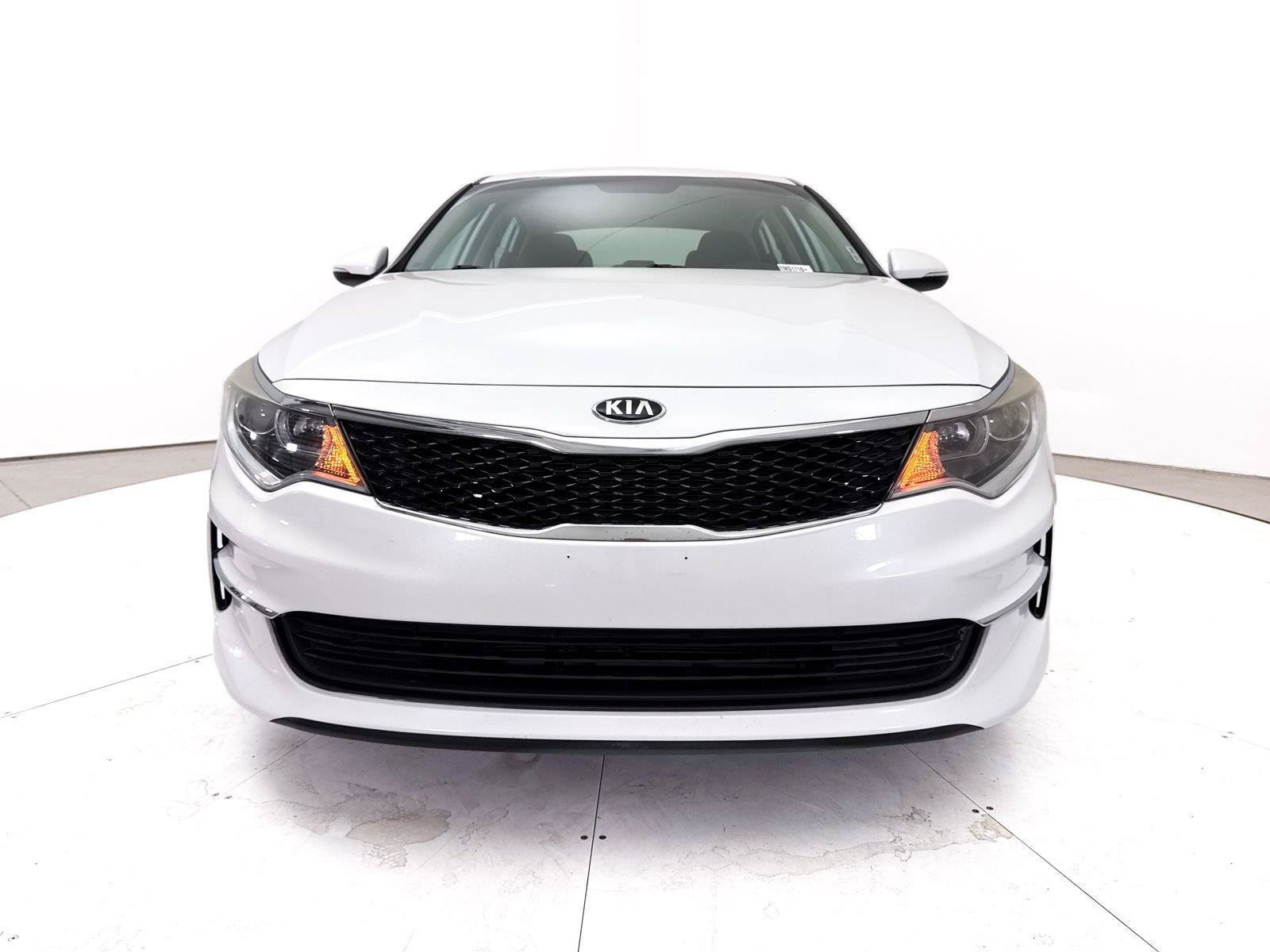 Used 2018 Kia Optima LX FWD image 11