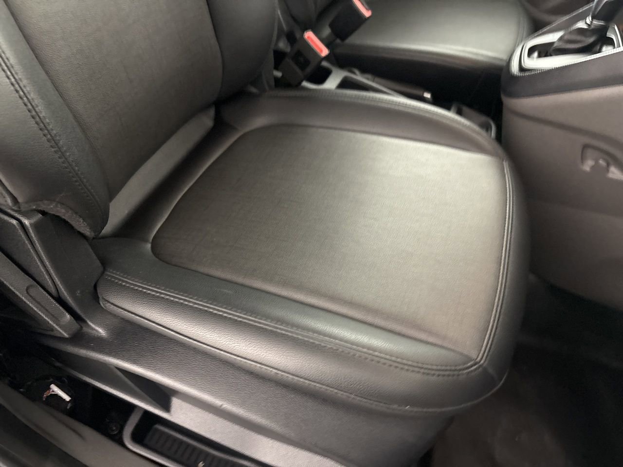 Used 2022 Ford Transit Connect XL image 22