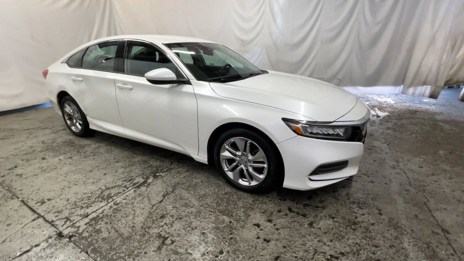 Used 2019 Honda Accord LX image 3