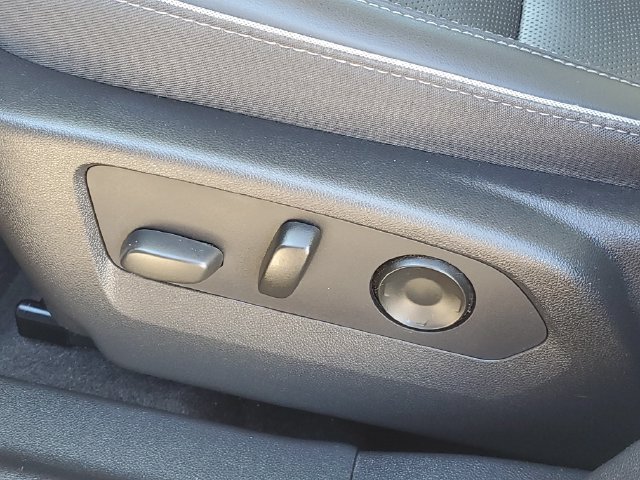 Used 2021 Buick Envision Essence FWD image 8