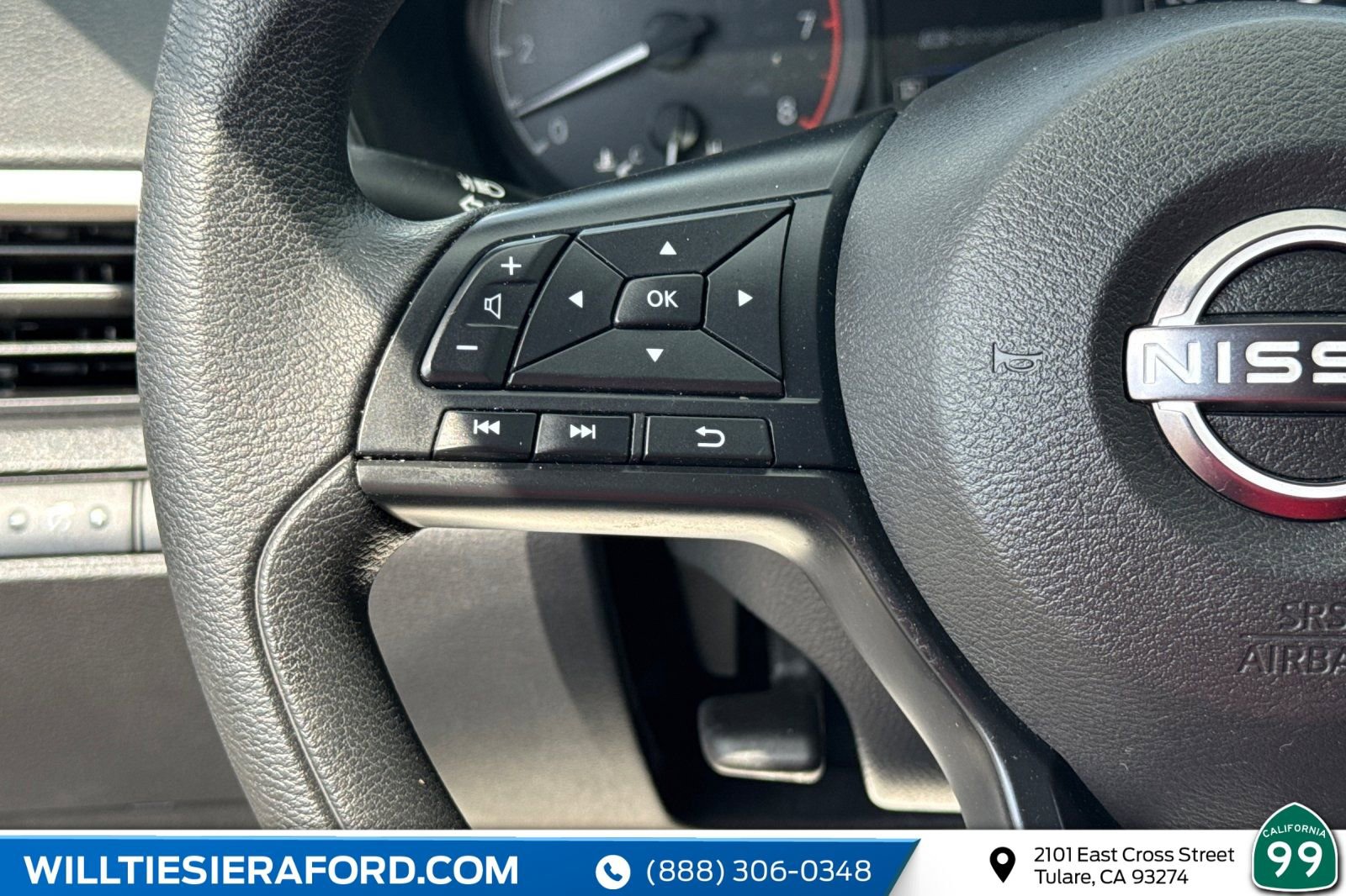 Used 2025 Nissan Altima 2.5 S FWD image 28