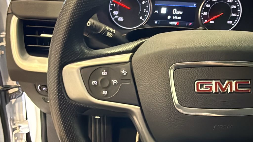 Used 2023 GMC Terrain SLE w/ Driver Convenience Package AWD/4WD image 32