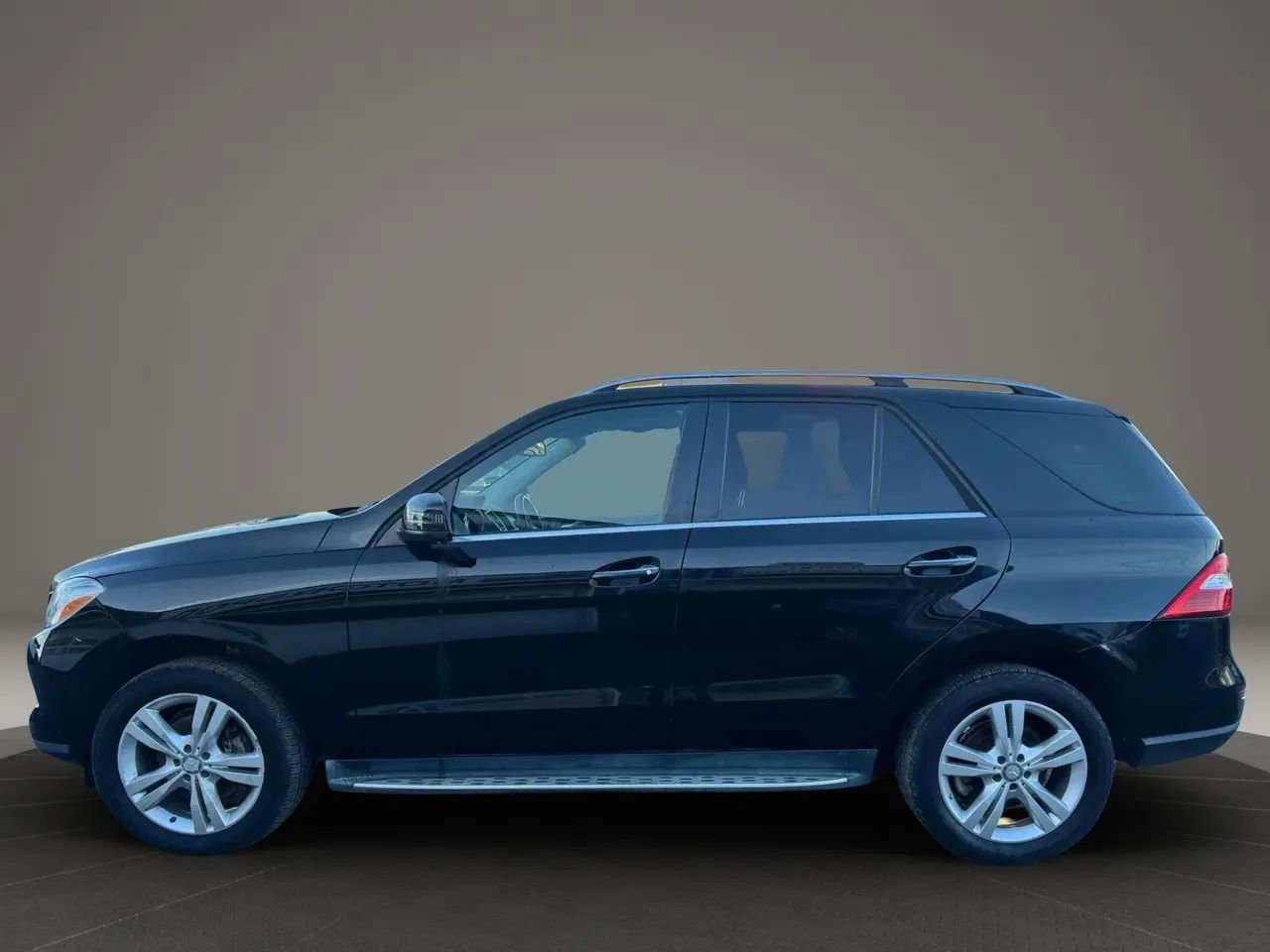 Used 2015 Mercedes-Benz ML 350 4MATIC image 8