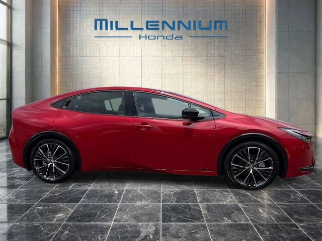 Used 2024 Toyota Prius Limited w/ Limited Premium Package AWD/4WD image 6