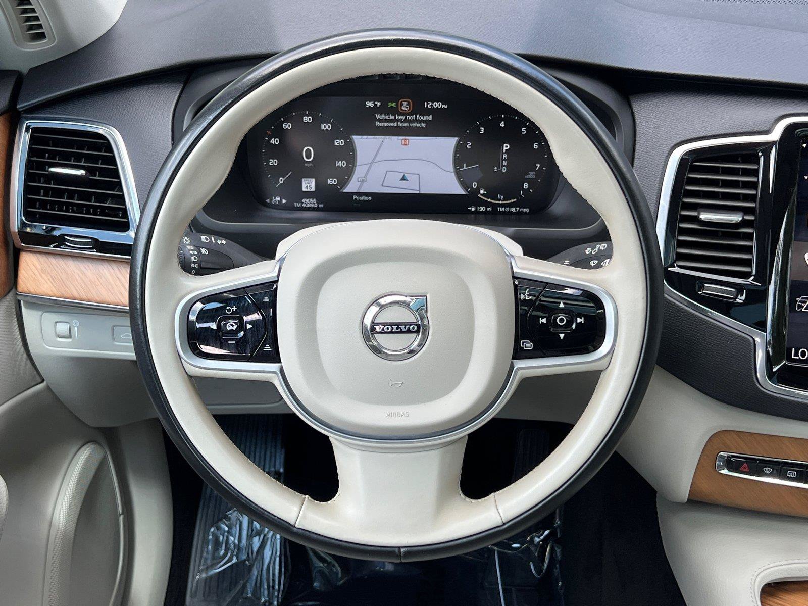 Used 2021 Volvo XC90 T6 Momentum w/ Advanced Package AWD/4WD image 24