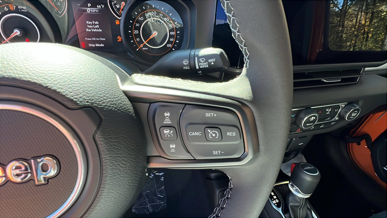 New 2025 Jeep Gladiator Sport image 22