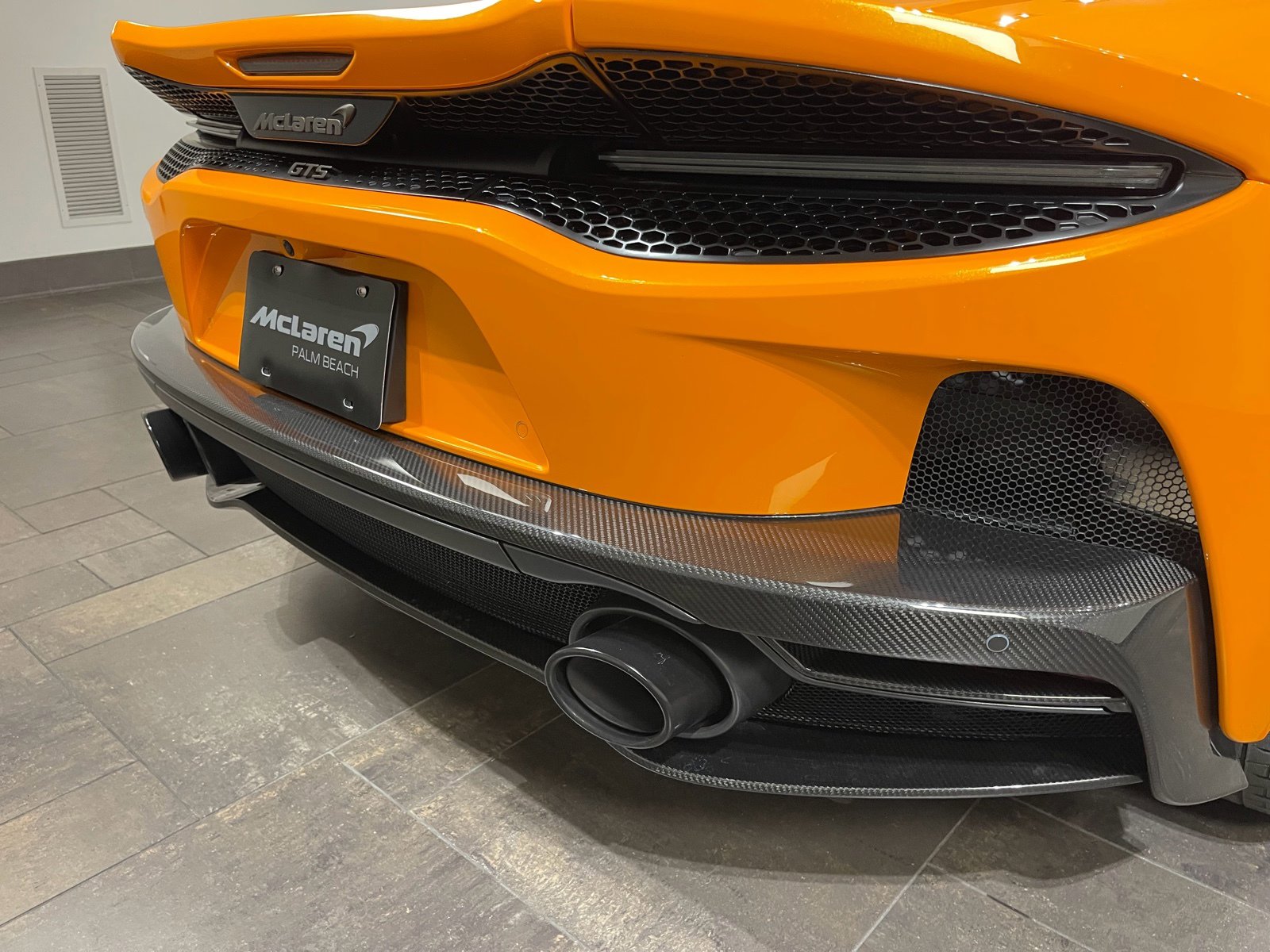 Used 2025 McLaren GTS image 24