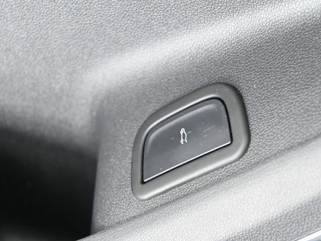 Used 2024 Chevrolet Traverse Z71 w/ Enhanced Driving Package image 39