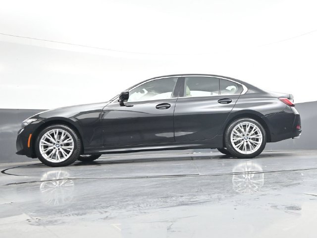 Certified 2024 BMW 330i Sedan w/ Convenience Package RWD image 35