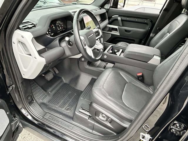 Used 2023 Land Rover Defender 130 SE AWD/4WD image 11