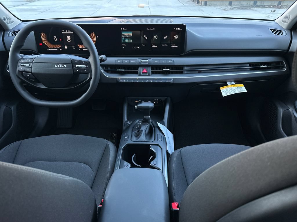 New 2026 Kia K4 FWD image 13
