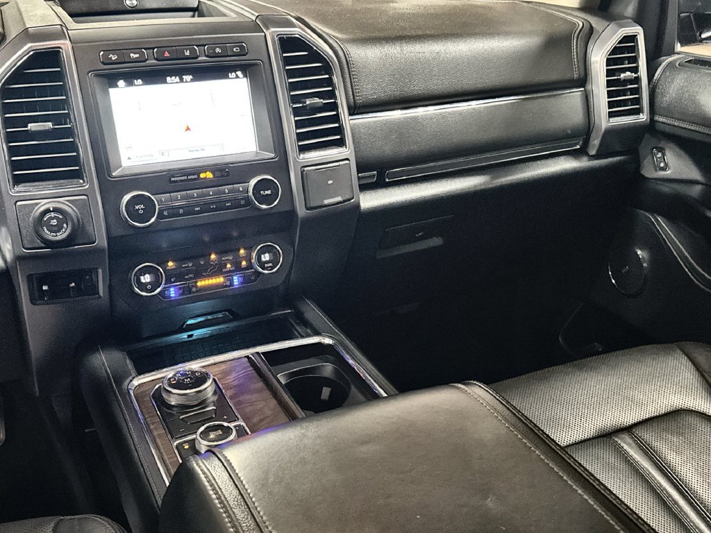 Used 2019 Ford Expedition Max Platinum AWD/4WD image 28