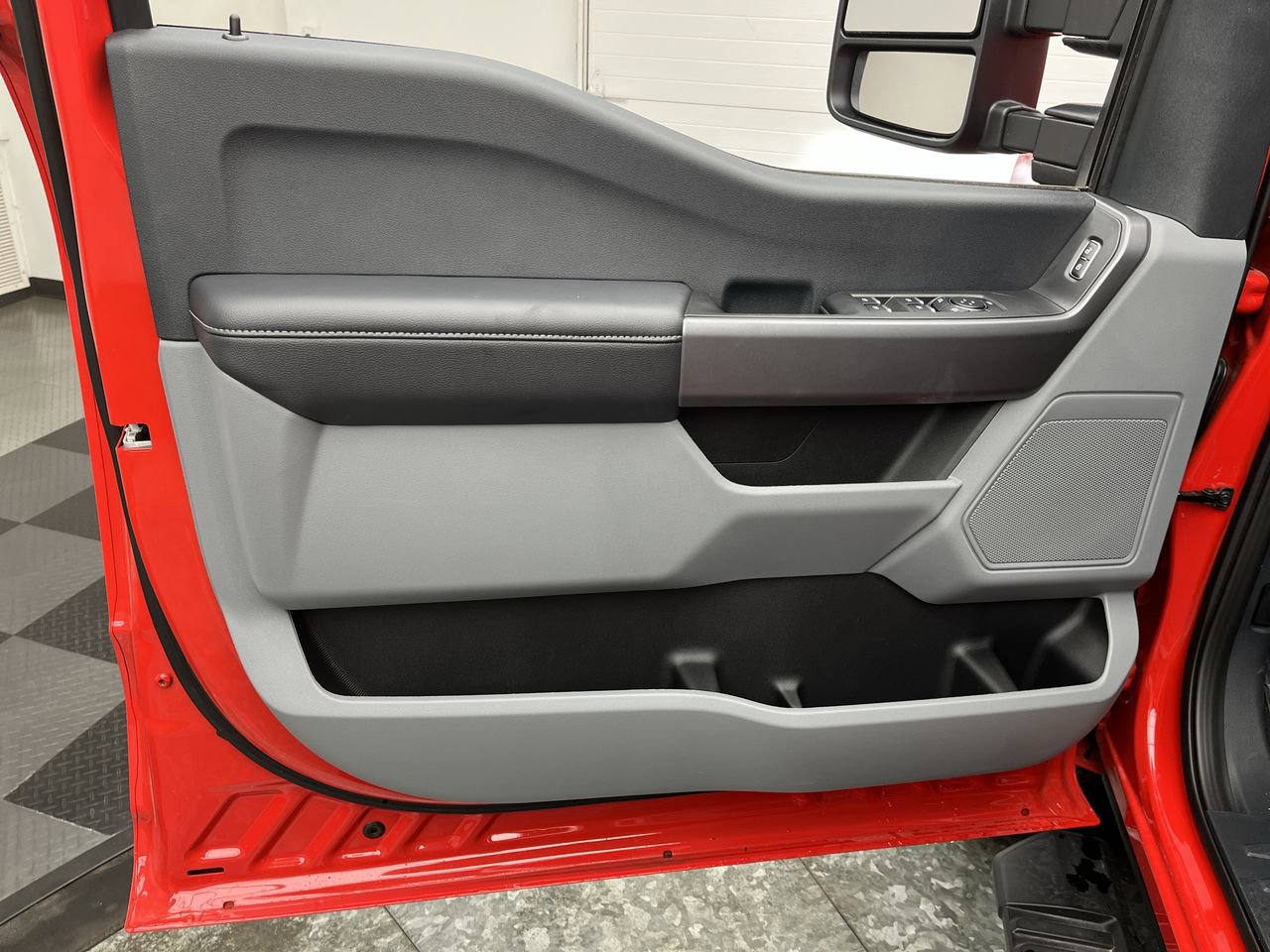 New 2025 Ford F250 XL w/ STX Appearance Package AWD/4WD image 6