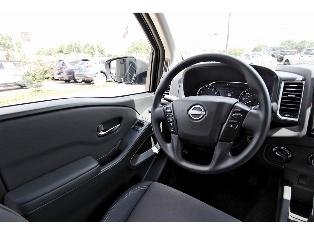 Certified 2024 Nissan Frontier SV w/ Technology Package image 6