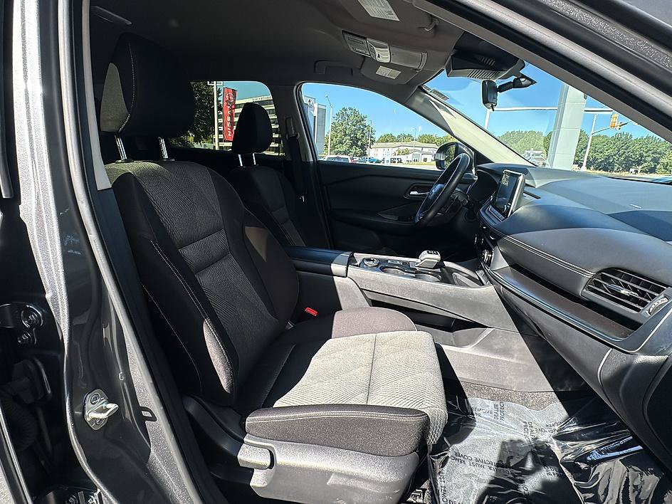 Certified 2025 Nissan Rogue SV AWD/4WD image 25