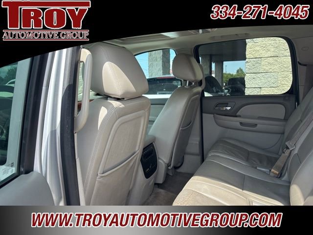 Used 2013 Chevrolet Suburban LT w/ Luxury Package image 18