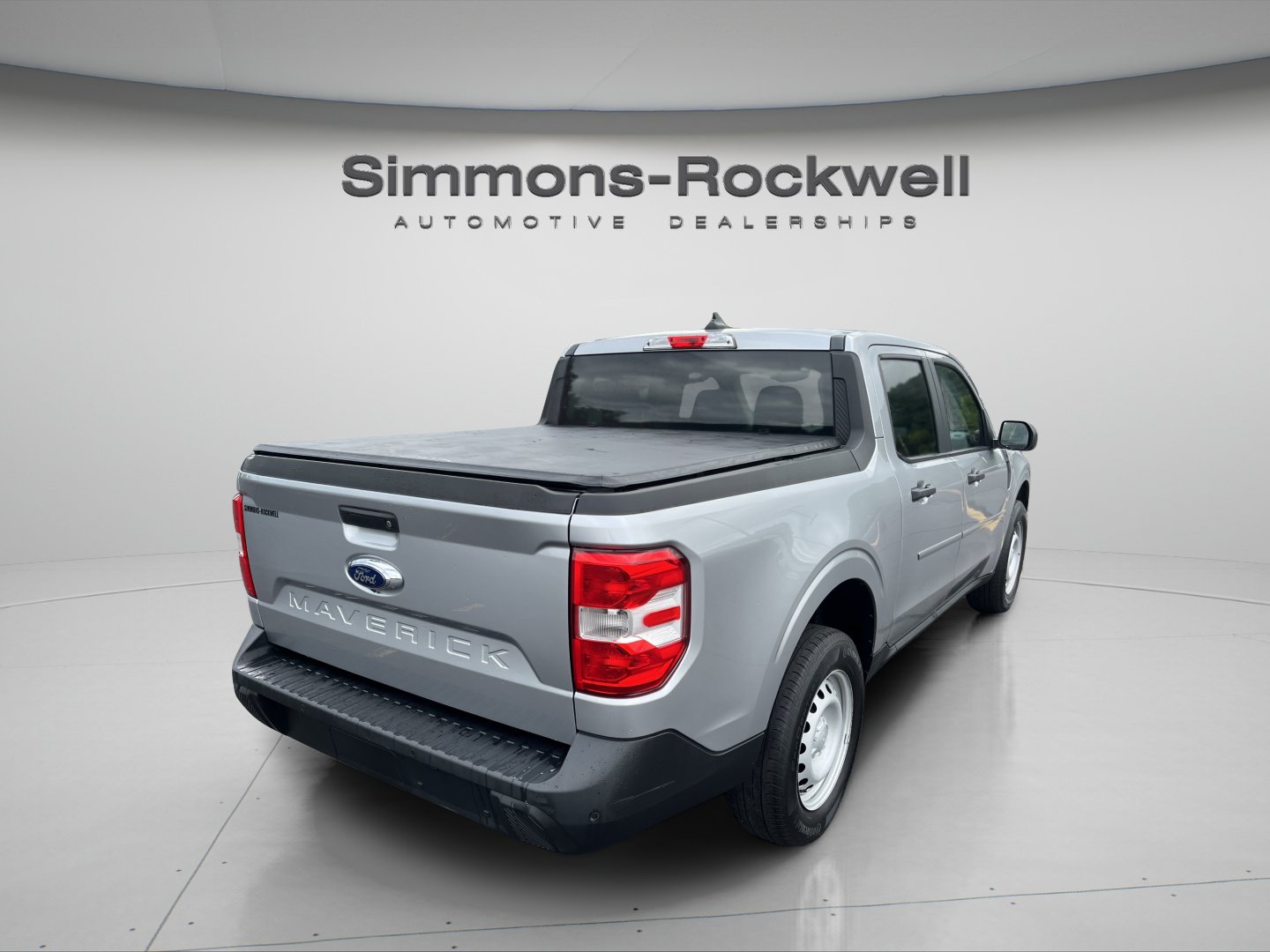 Used 2022 Ford Maverick XL FWD image 5