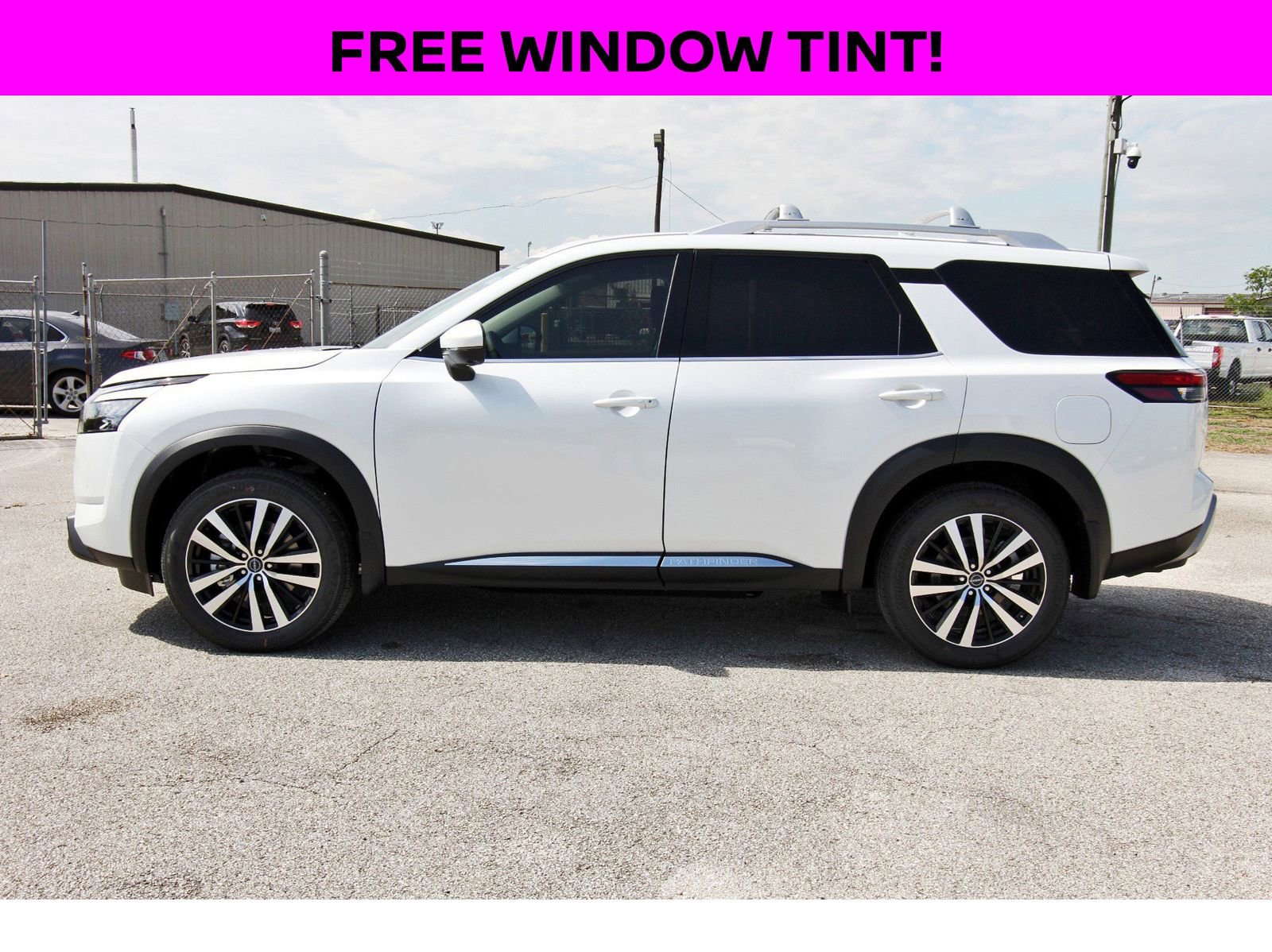New 2025 Nissan Pathfinder Platinum w/ Cargo Package image 5