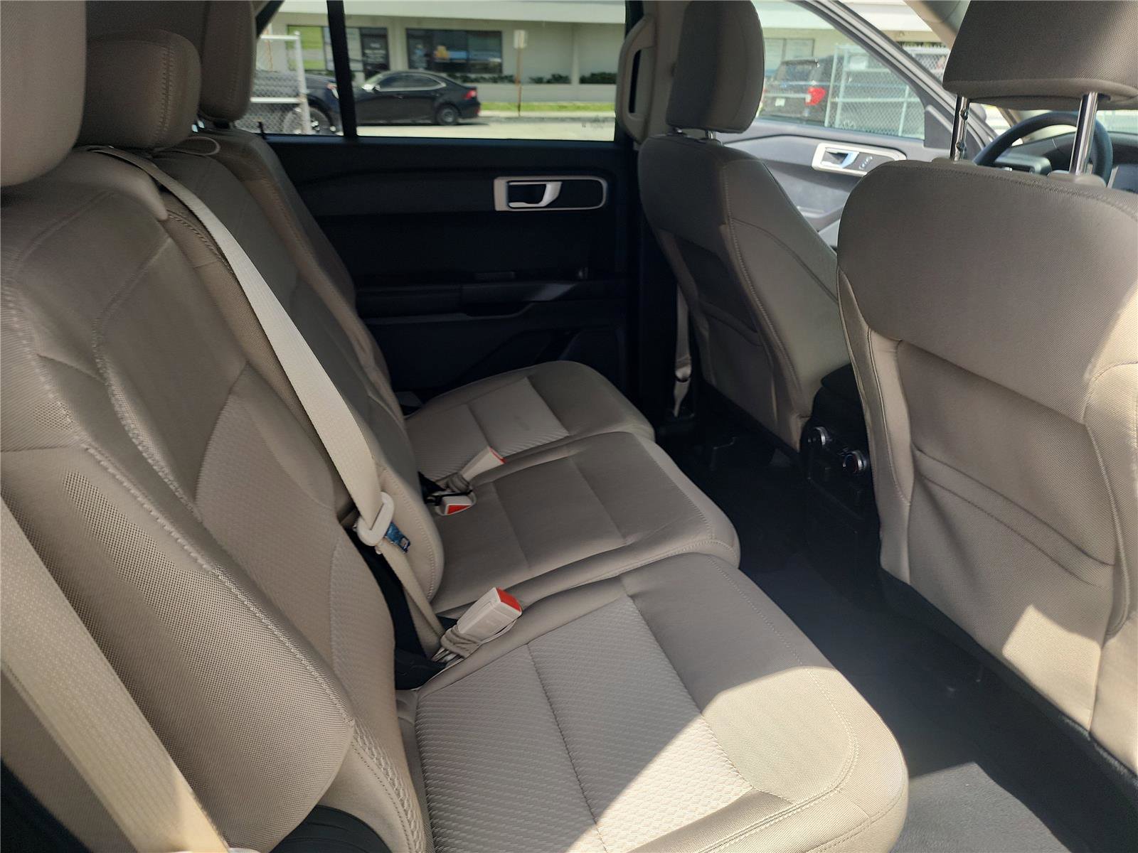Certified 2021 Ford Explorer 2WD image 25