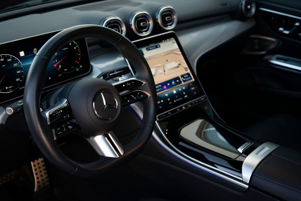 Used 2024 Mercedes-Benz CLE 300 4MATIC Coupe image 22