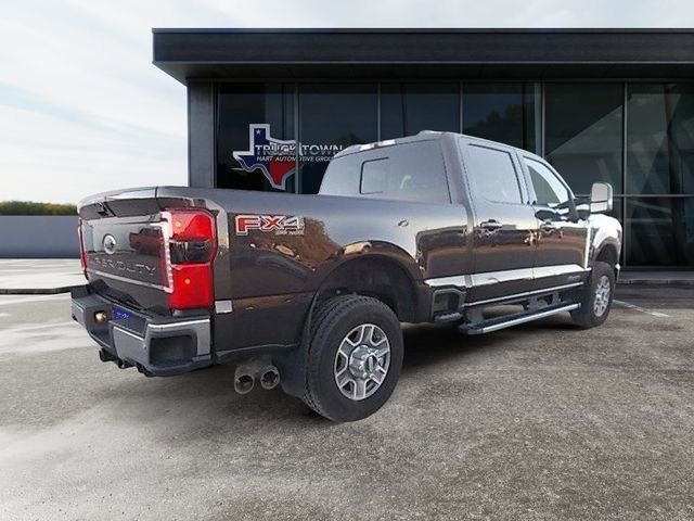 Used 2024 Ford F350 Lariat image 2