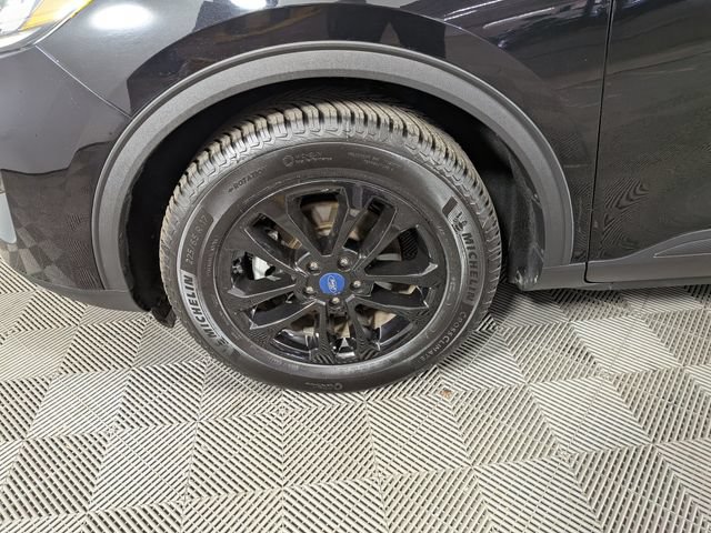 Used 2020 Ford Escape SE FWD image 33