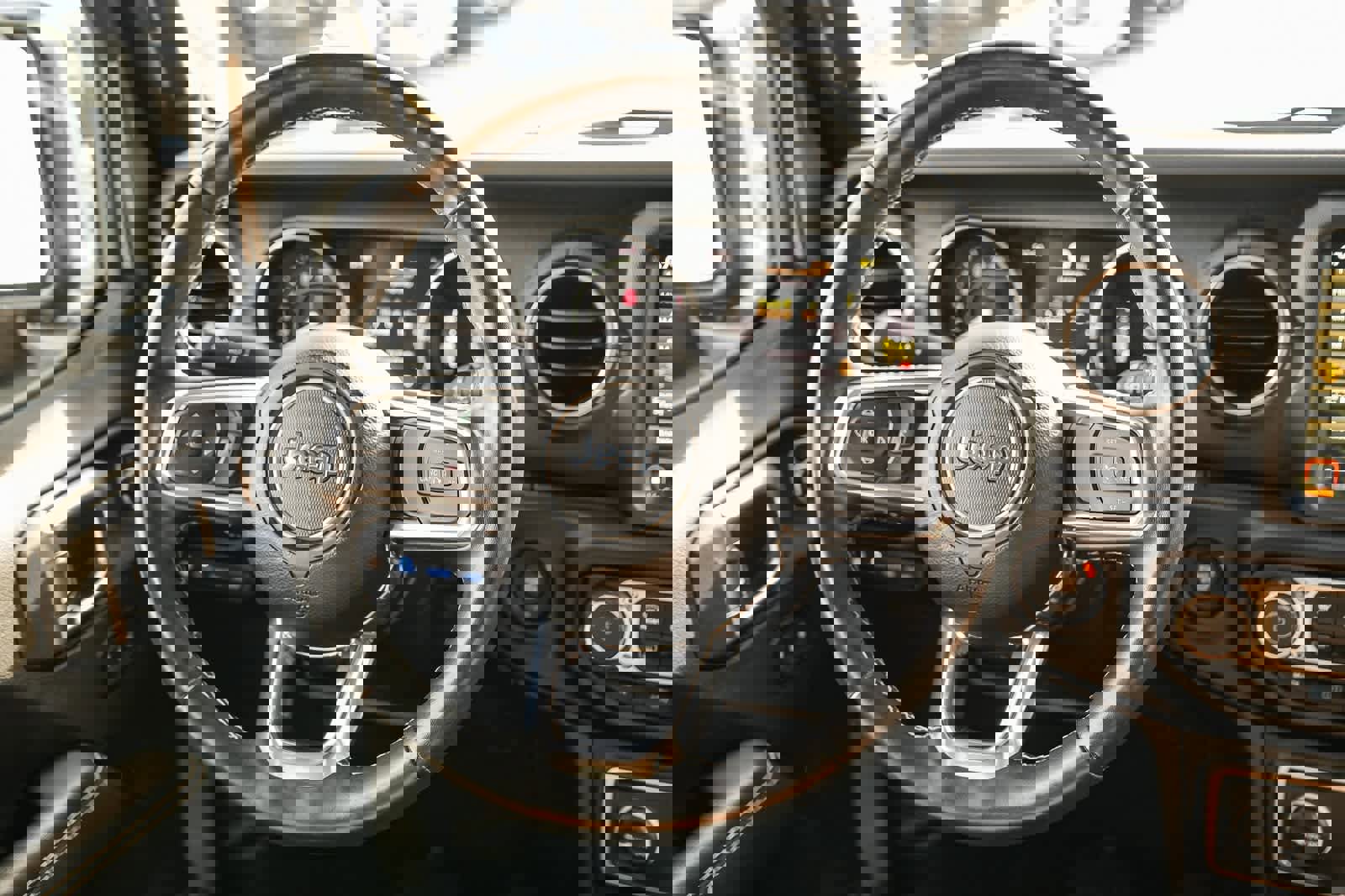 Used 2023 Jeep Wrangler Sahara w/ Cold Weather Group image 14