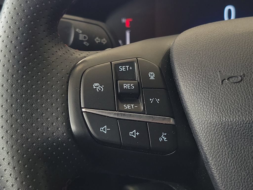 Used 2024 Ford Escape ST-Line w/ Tech Pack #1 FWD image 25