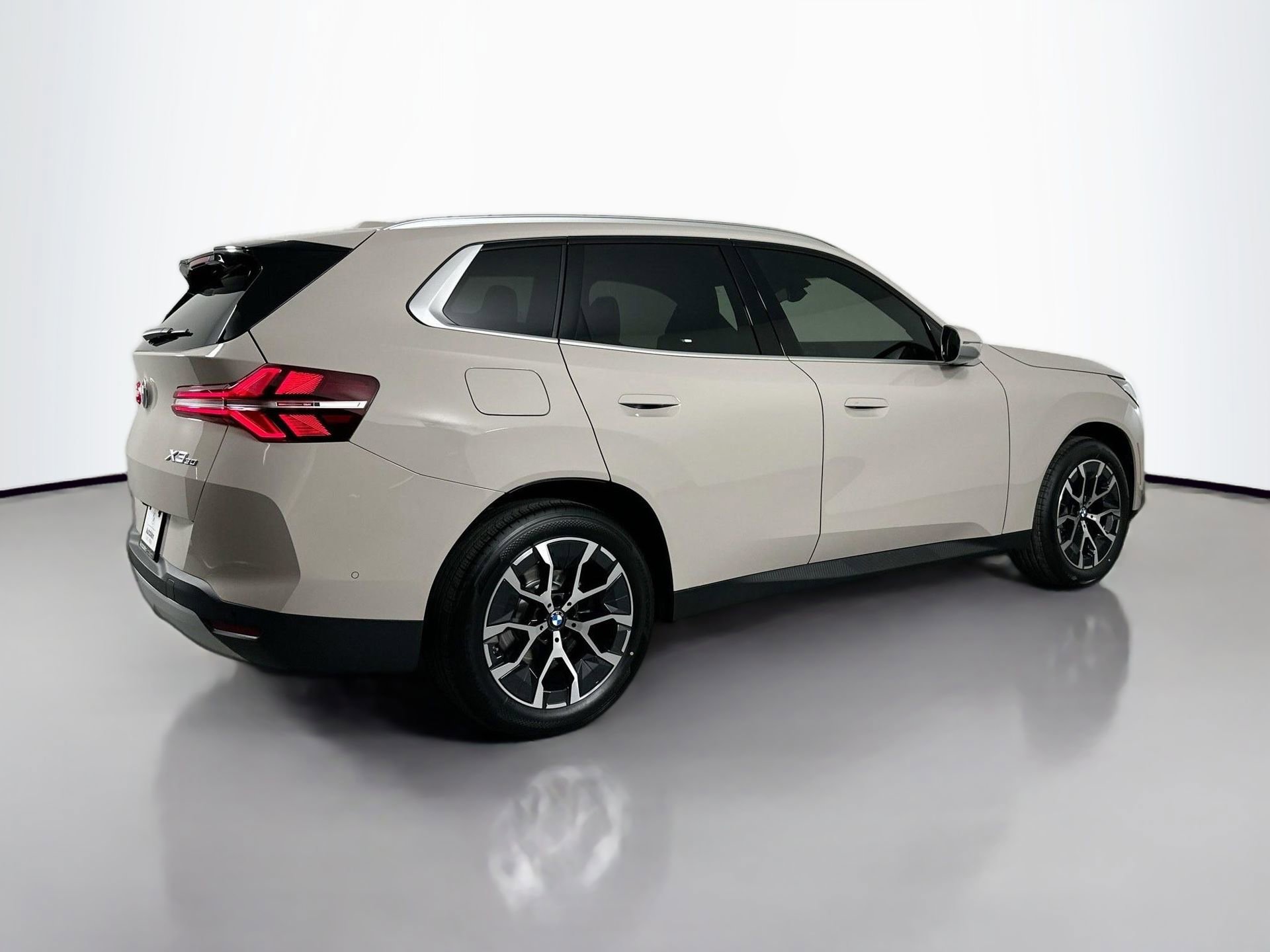 Used 2026 BMW X3 xDrive30 w/ Convenience Package image 6