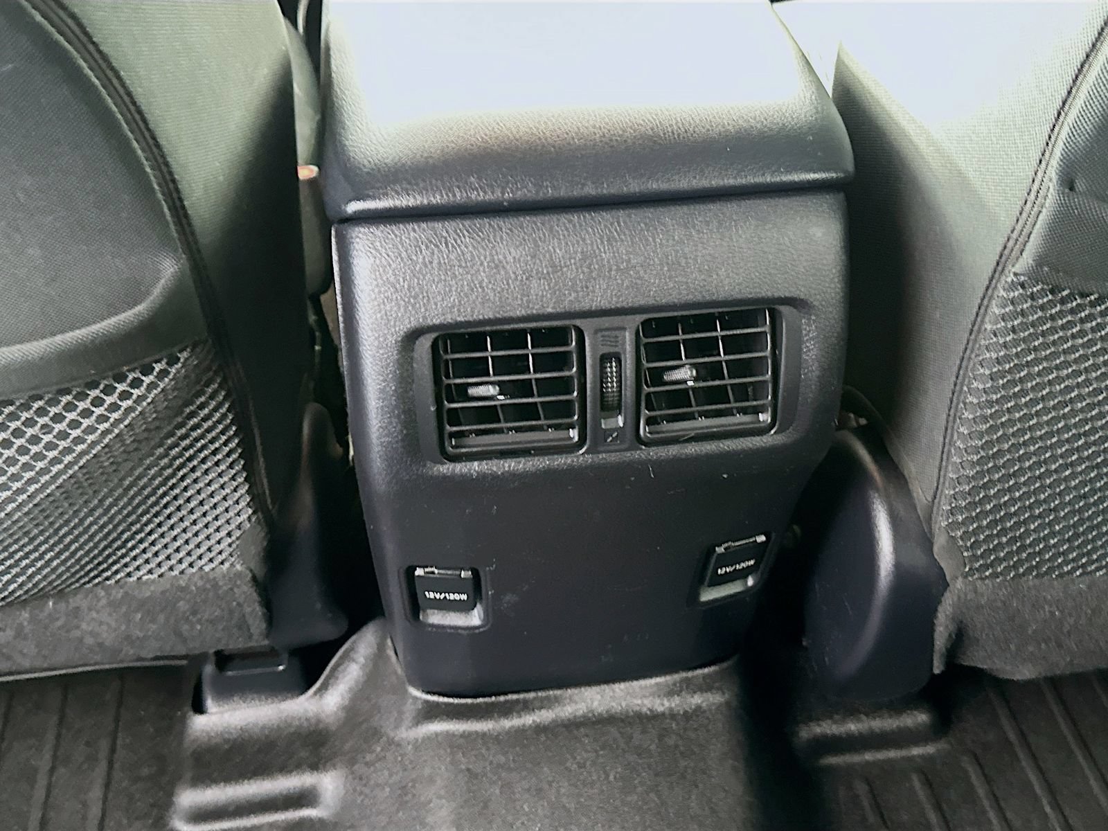 Used 2016 Toyota 4Runner SR5 AWD/4WD image 28